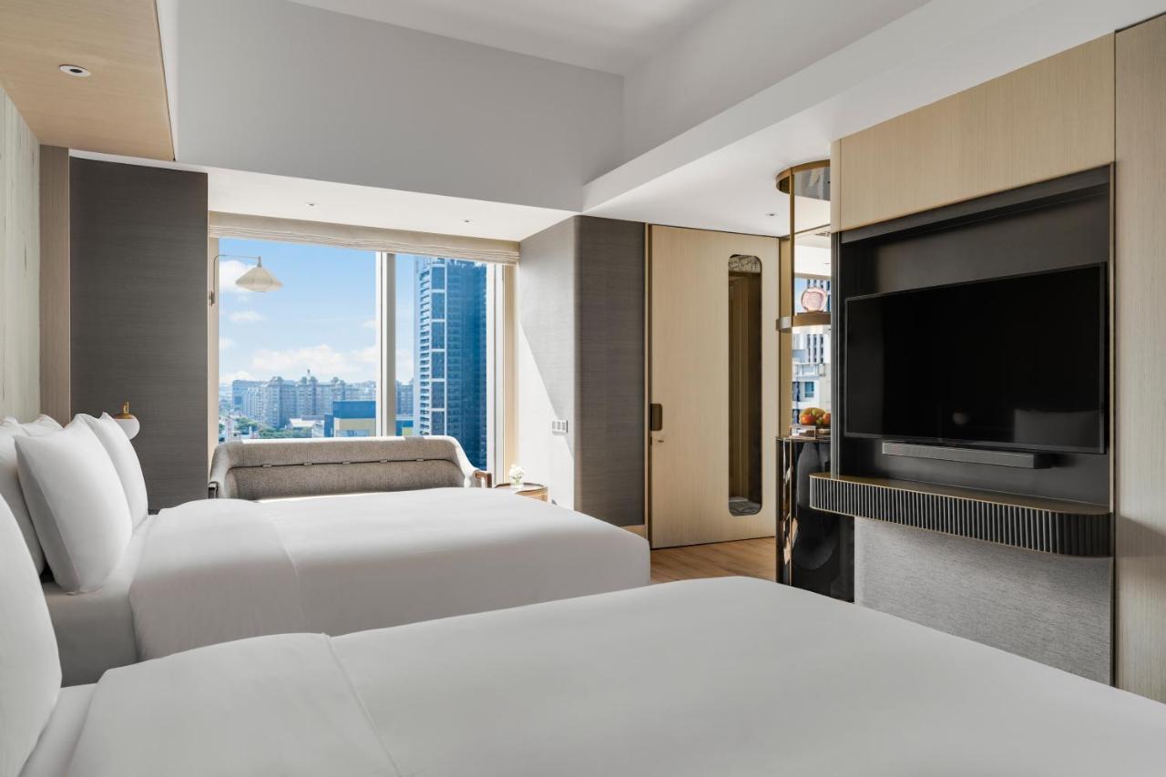 Intercontinental Kaohsiung By Ihg Hotel Exterior foto Deluxe Room