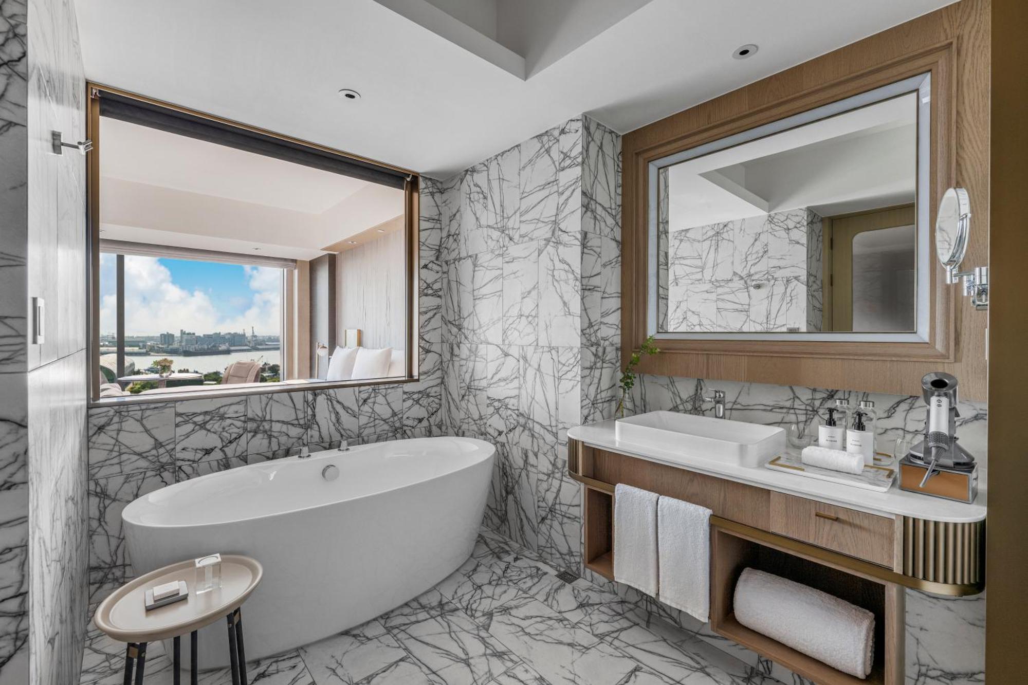 Intercontinental Kaohsiung By Ihg Hotel Cameră foto Bathroom