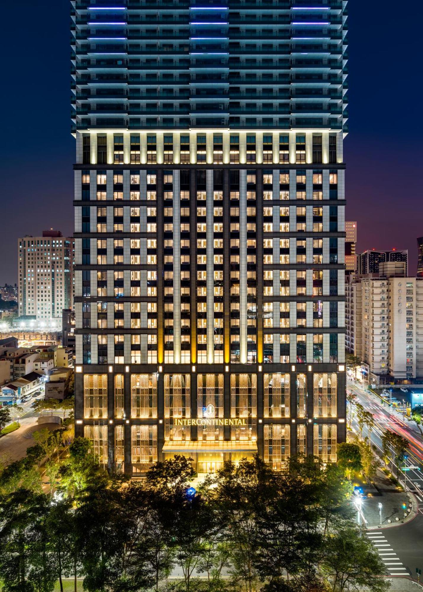 Intercontinental Kaohsiung By Ihg Hotel Exterior foto The River